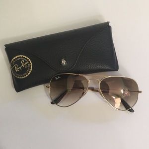 Ray-Ban Aviator Suglasses